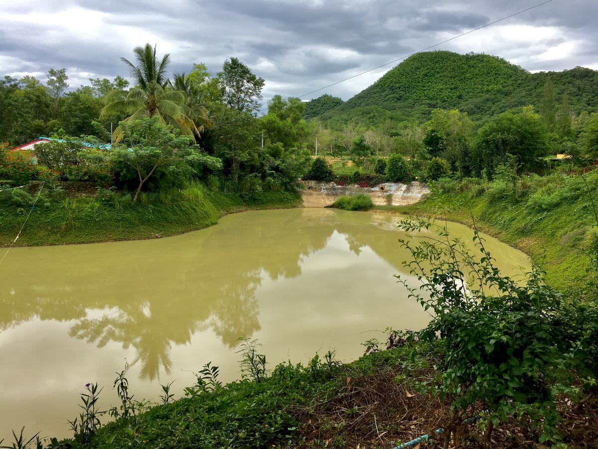 ไร่สุขแสงจันทร์ รีสอร์ท แก่งกระจาน ภายนอก รูปภาพ