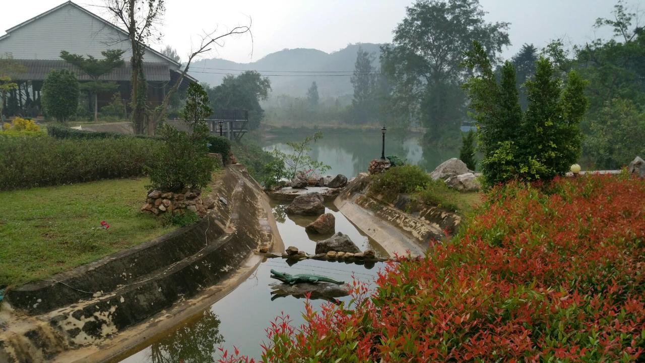 ไร่สุขแสงจันทร์ รีสอร์ท แก่งกระจาน ภายนอก รูปภาพ